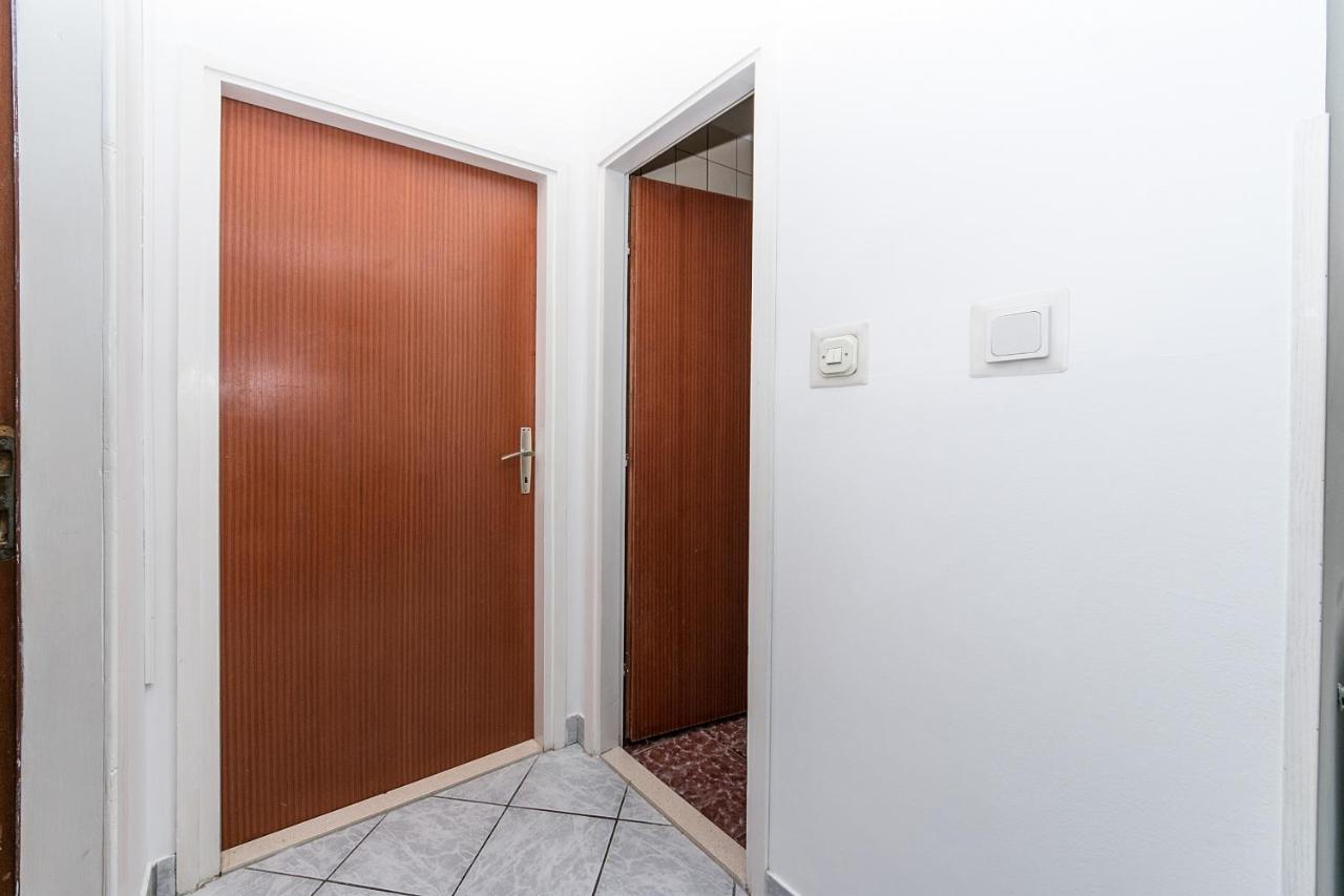 Apartments By The Sea Brist, Makarska - 15714 โปดาซา ภายนอก รูปภาพ