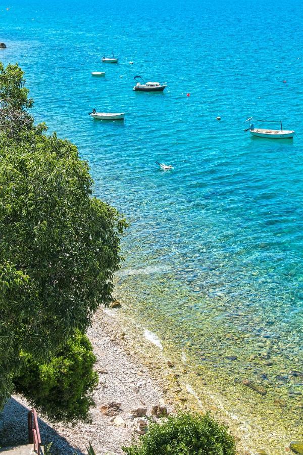 Apartments By The Sea Brist, Makarska - 15714 โปดาซา ภายนอก รูปภาพ