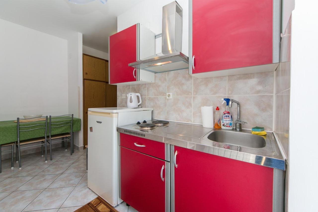 Apartments By The Sea Brist, Makarska - 15714 โปดาซา ภายนอก รูปภาพ