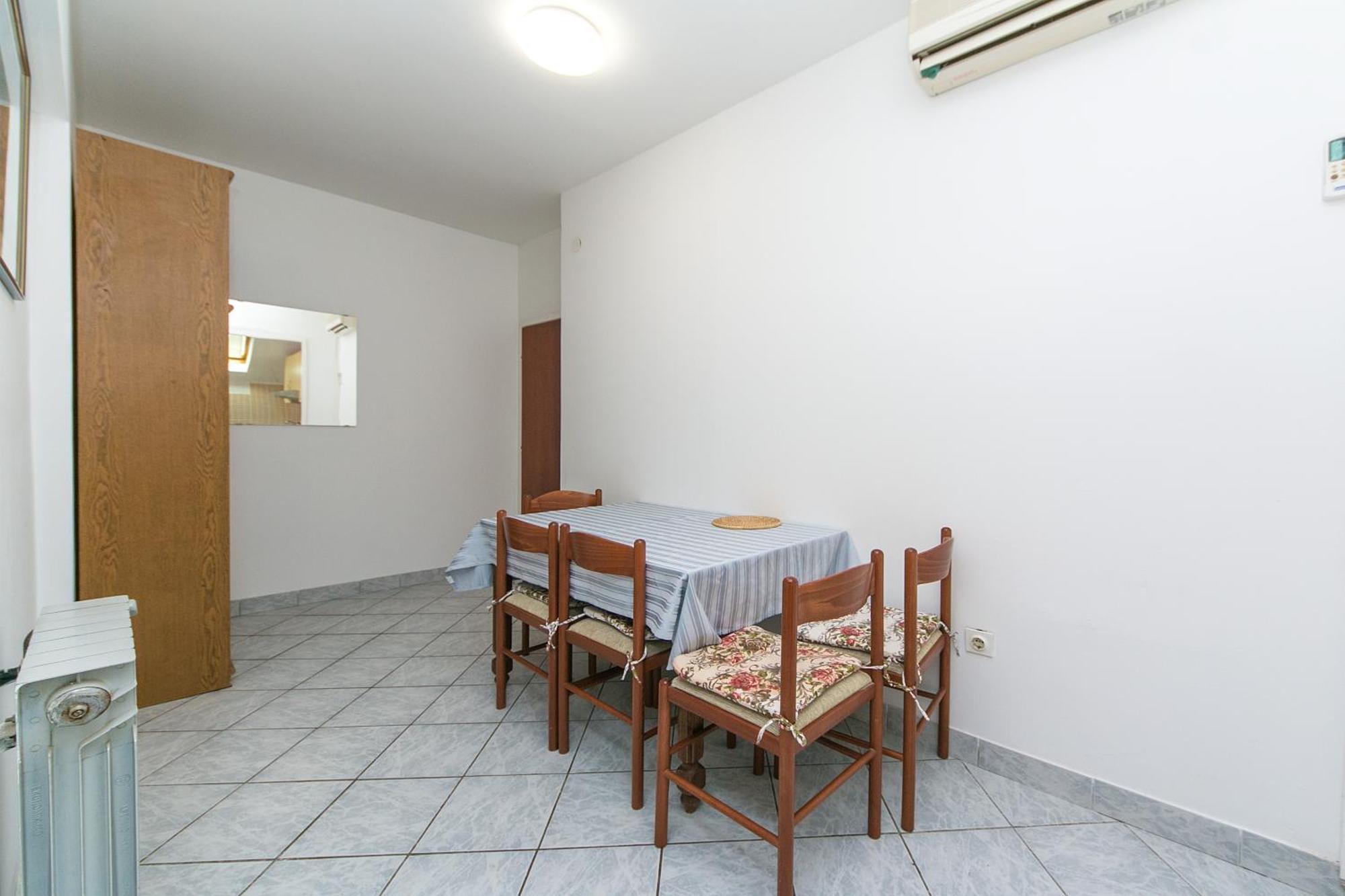 Apartments By The Sea Brist, Makarska - 15714 โปดาซา ห้อง รูปภาพ